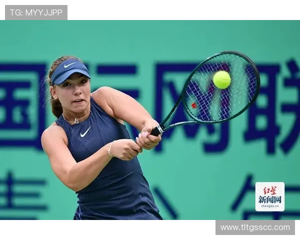 网坛大事！新晋网球巨星横扫世界，赢得年终总决赛冠军