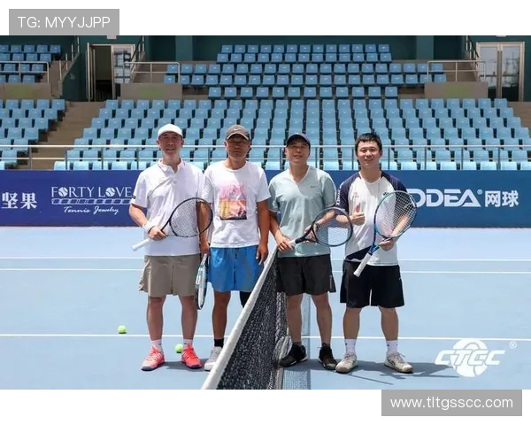 网球赛事激战正酣 新星崭露头角 世界排名前十大变动揭示未来趋势